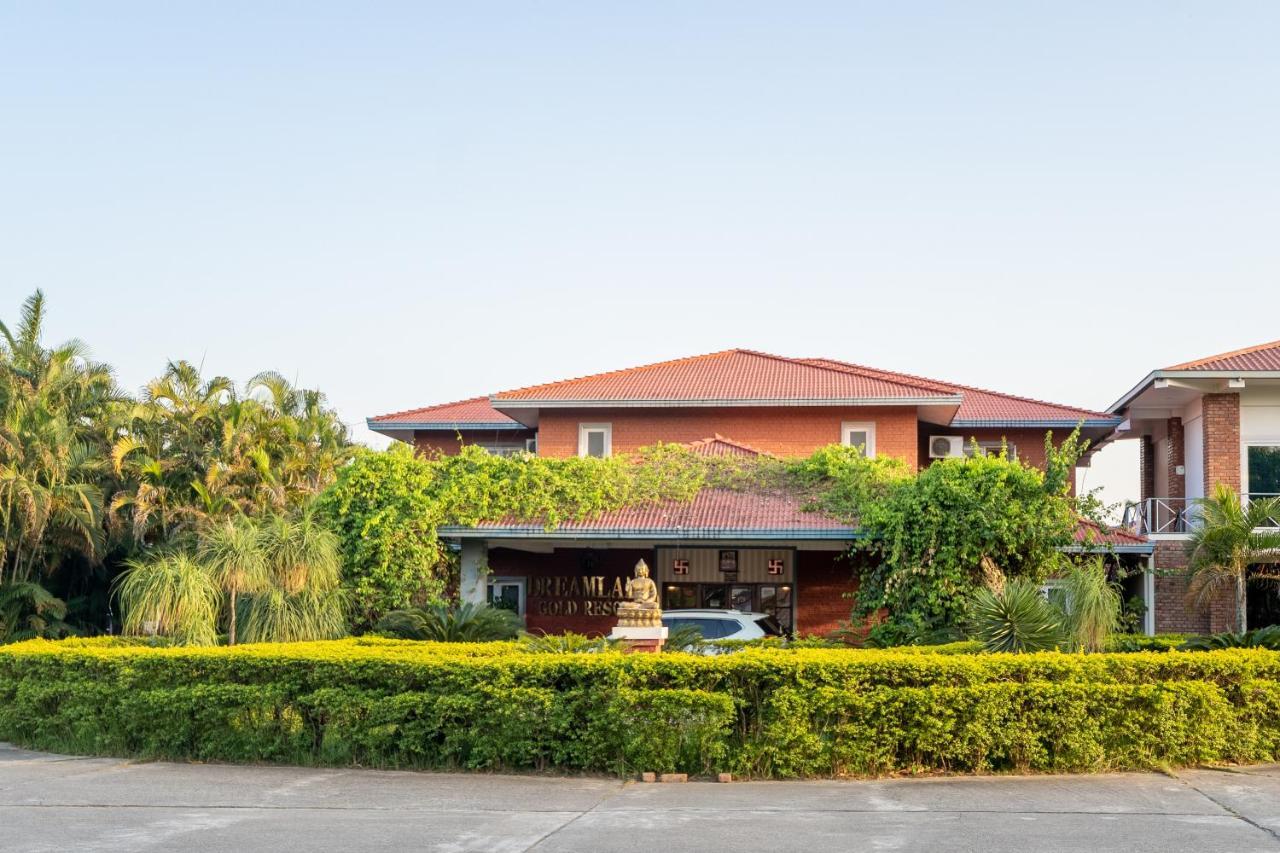 Dreamland Gold Resort & Hotel Bhairāhawā Exterior foto