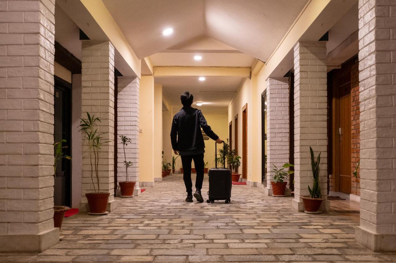 Dreamland Gold Resort & Hotel Bhairāhawā Exterior foto