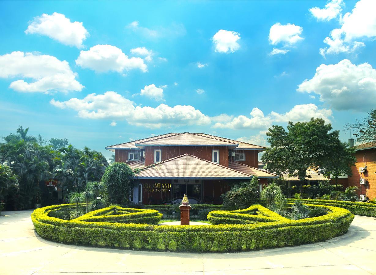 Dreamland Gold Resort & Hotel Bhairāhawā Exterior foto